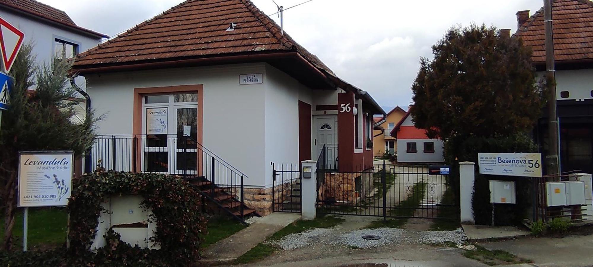 Petunia-Dom S Dvoma Spalnami Bešeňová Eksteriør bilde