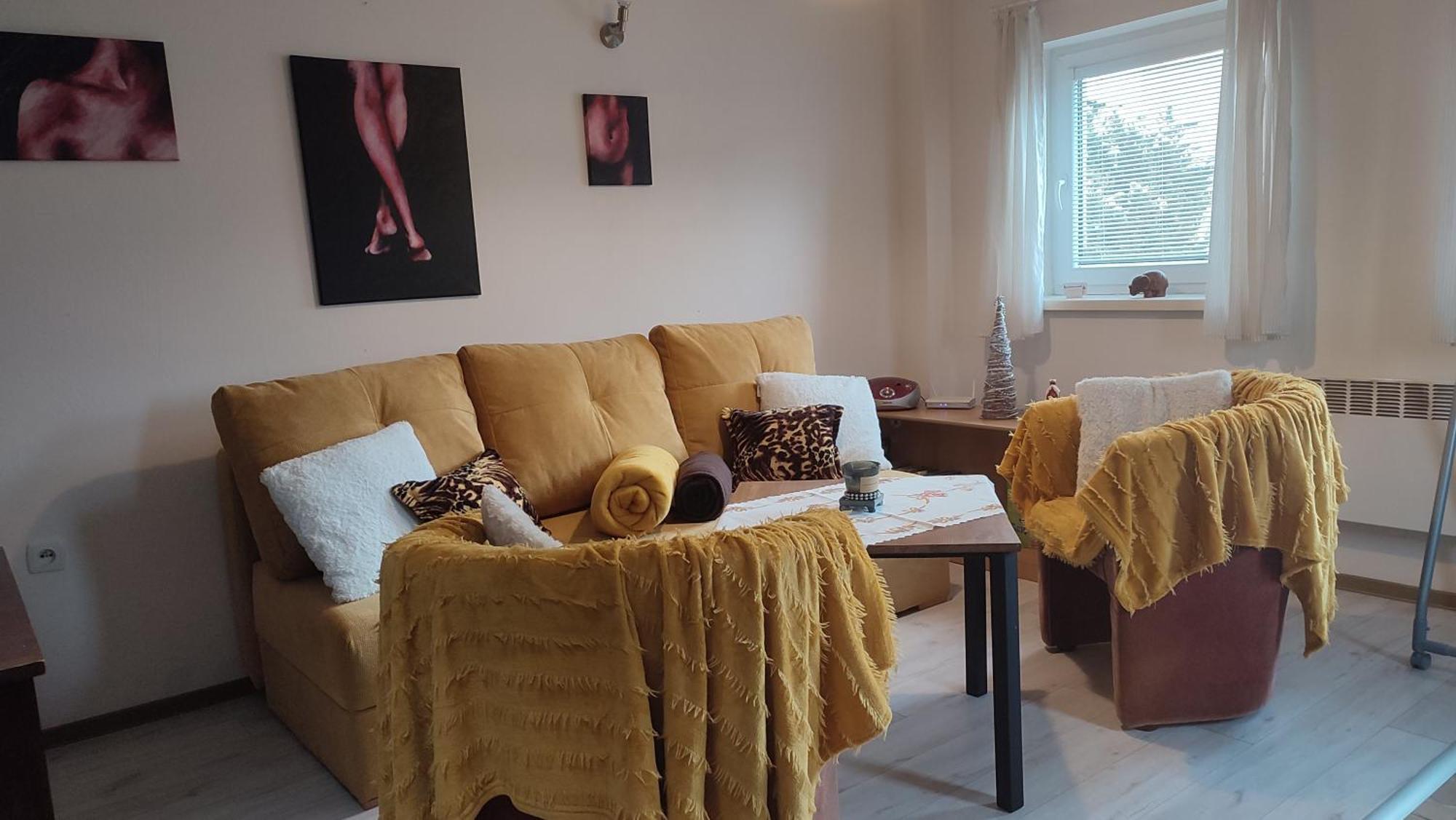 Petunia-Dom S Dvoma Spalnami Bešeňová Eksteriør bilde